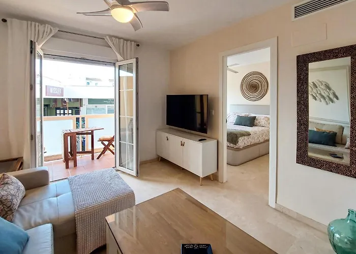 1 Bedroom Stunning In Lägenhet