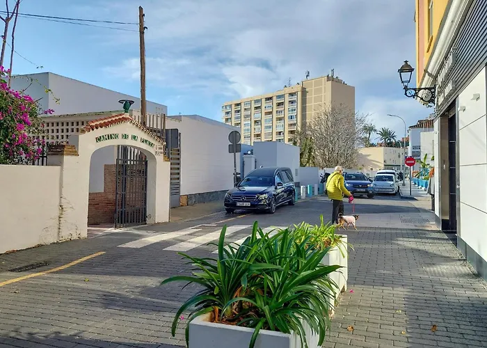 1 Bedroom Stunning In *