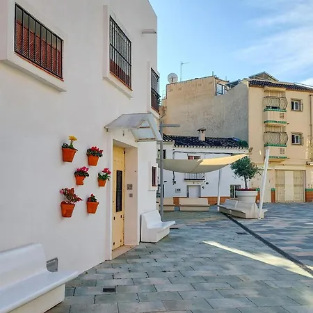 1 Bedroom Stunning In Apartment