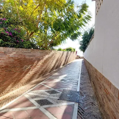 1 Bedroom Stunning In