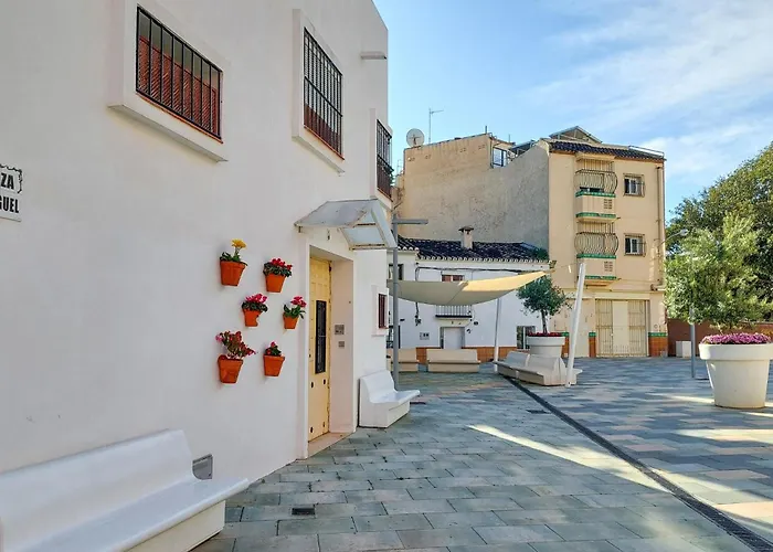 1 Bedroom Stunning In Apartment