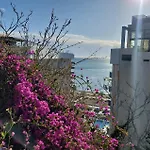 شقة 1 Bedroom Stunning In توريمولينوس